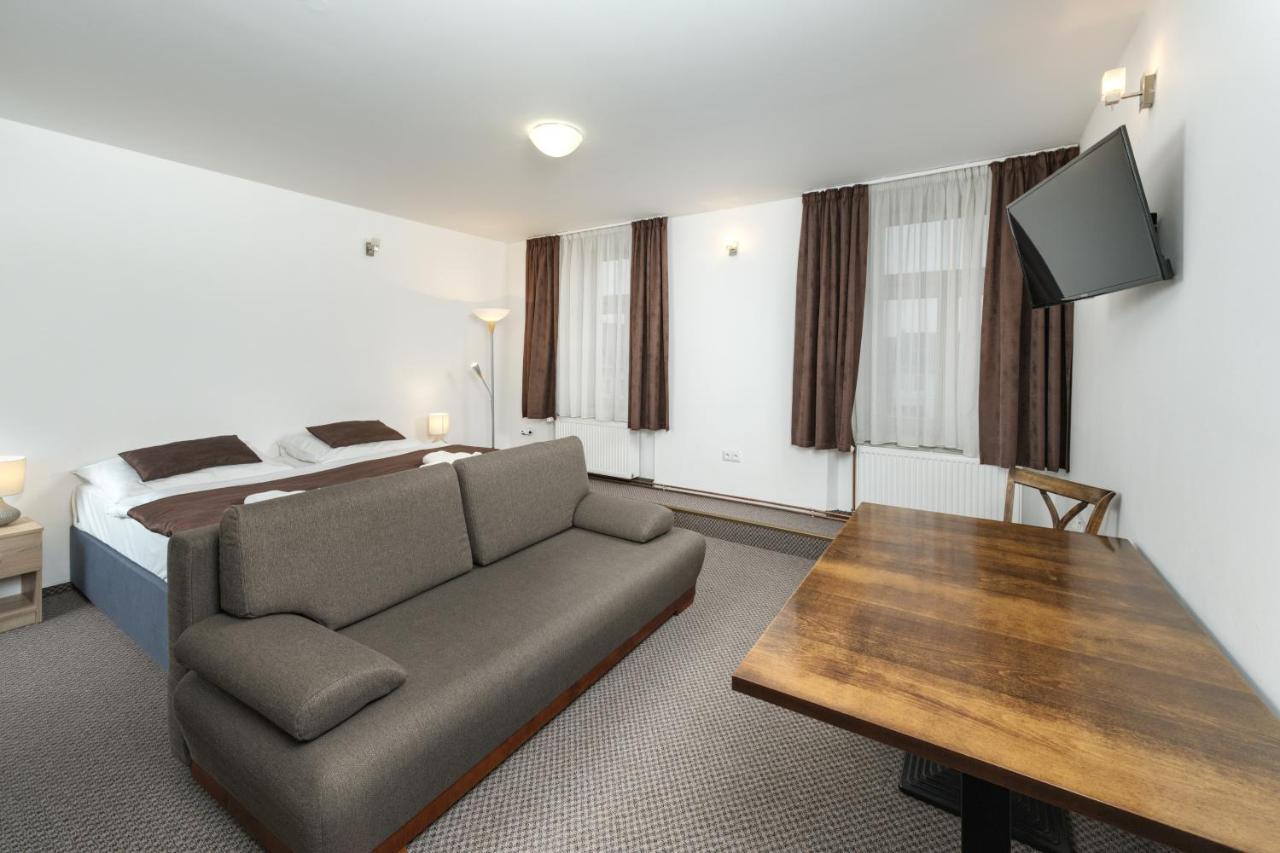 Hotel Na Staré poště Jilemnice Exteriér fotografie